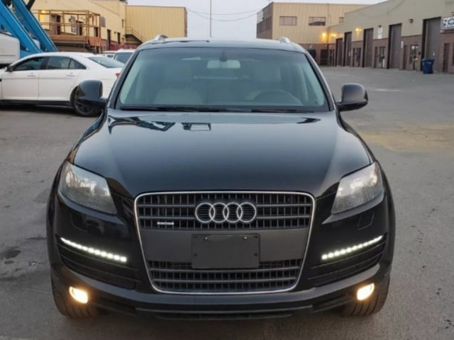 Audi Q7, Carros, Bissau