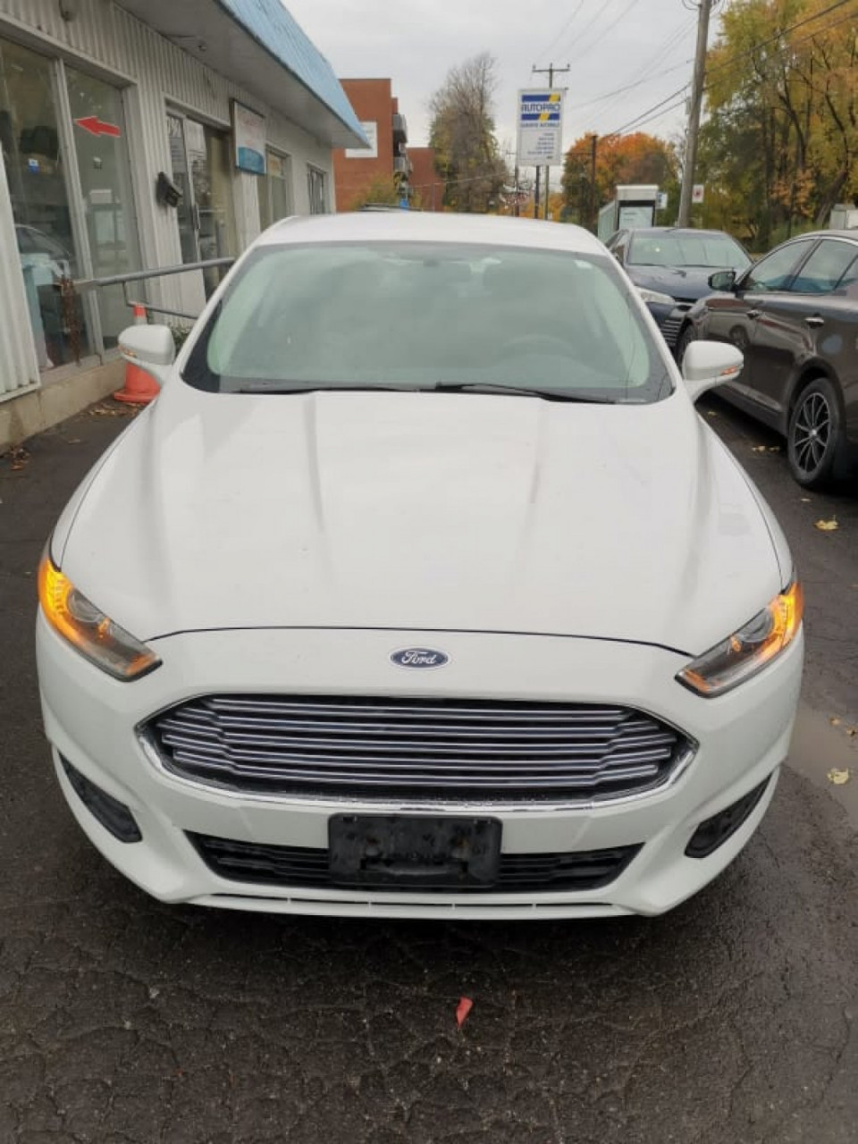 Ford Fusion, Carros, Bissau