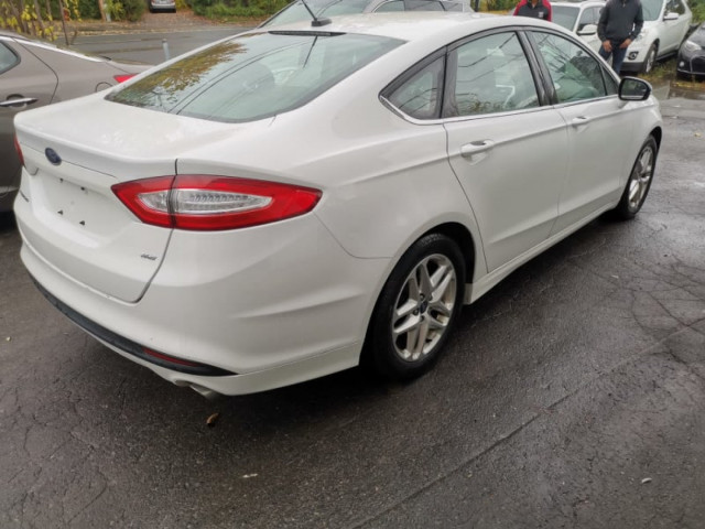 Ford Fusion, Carros, Bissau