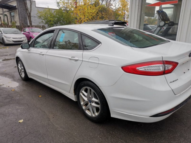 Ford Fusion, Carros, Bissau