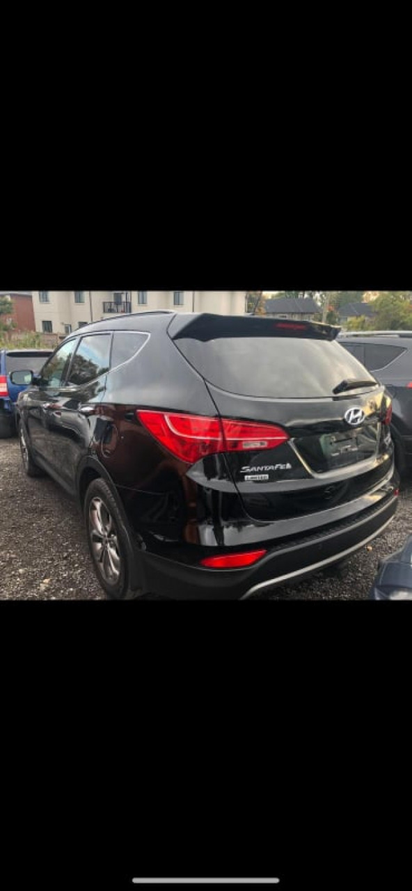 Hyundai Santa Fe, Carros, Bissau