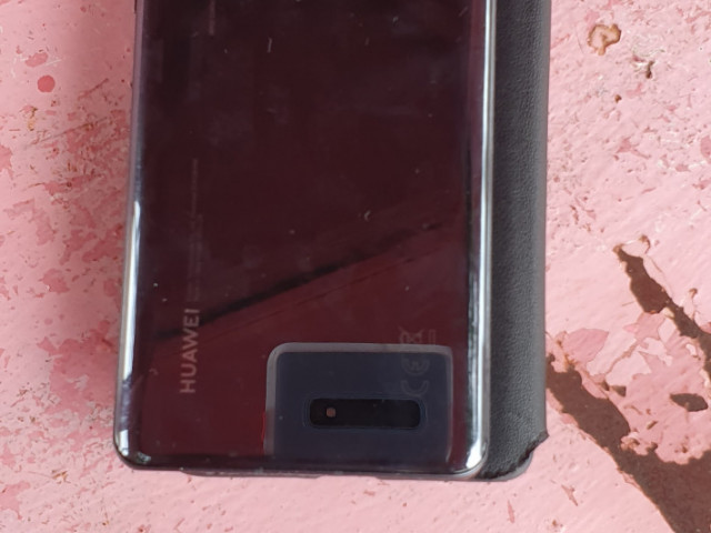 Samsung Galaxy S10+ et Huawei P30 pro, Telemóveis, Bissau