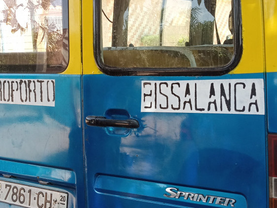 Mercedes-Benz Sprinter, Camiões - Autocarros, Bissau
