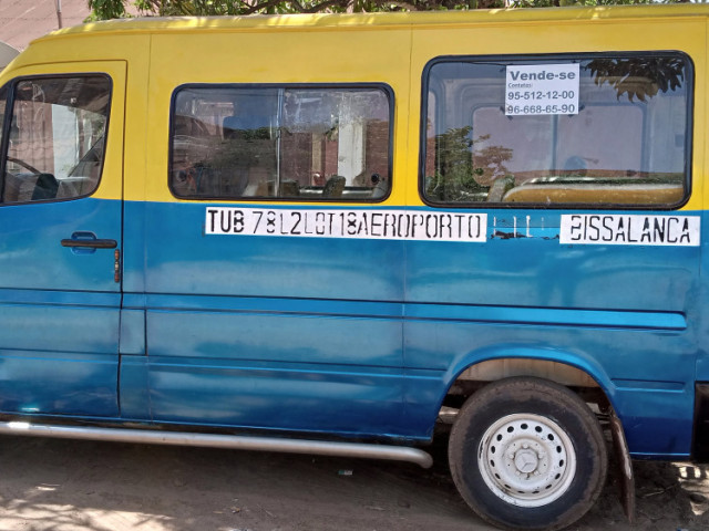 Mercedes-Benz Sprinter, Camiões - Autocarros, Bissau