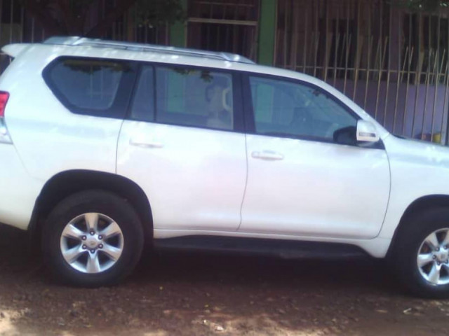 Toyota Prado, Carros, Bissau