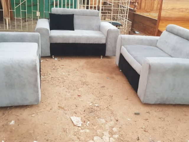 Sofa a maneira personalizado, Camas - Poltronas, Bissau