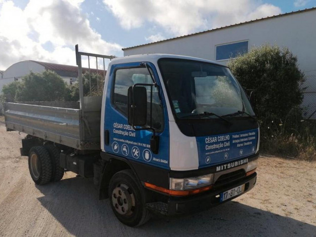 MITSUBISHI CANTER, Camiões - Autocarros, Cacheu