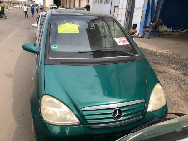 Mercedes Benz A170, Carros, Bissau