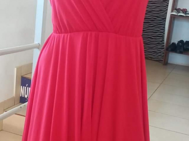 Vestido para festas, Roupa, Bissau