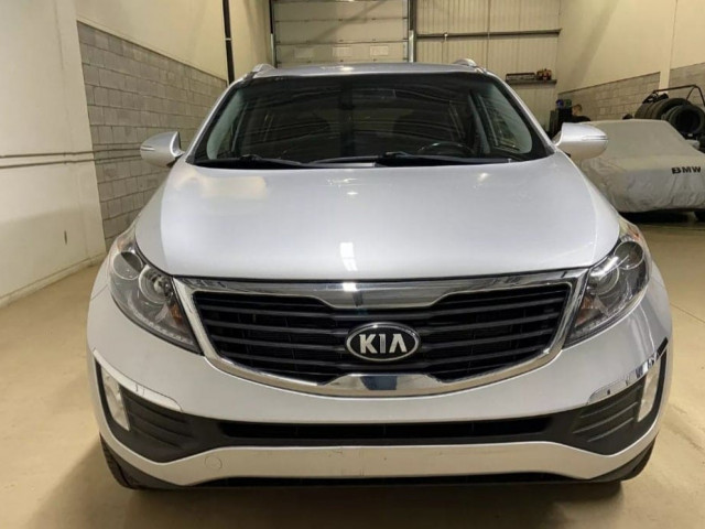 Kia Sportage, Carros, Bissau