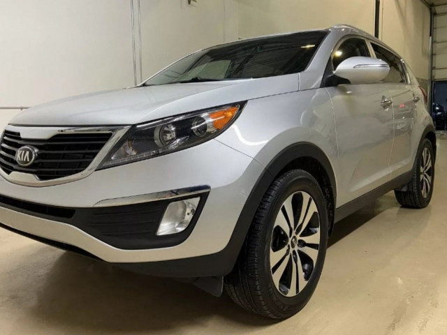 Kia Sportage, Carros, Bissau