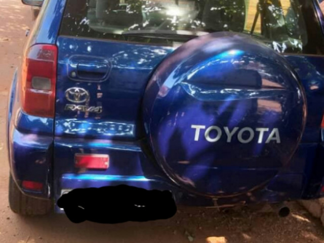 Toyota Rav 4, Carros, Bissau