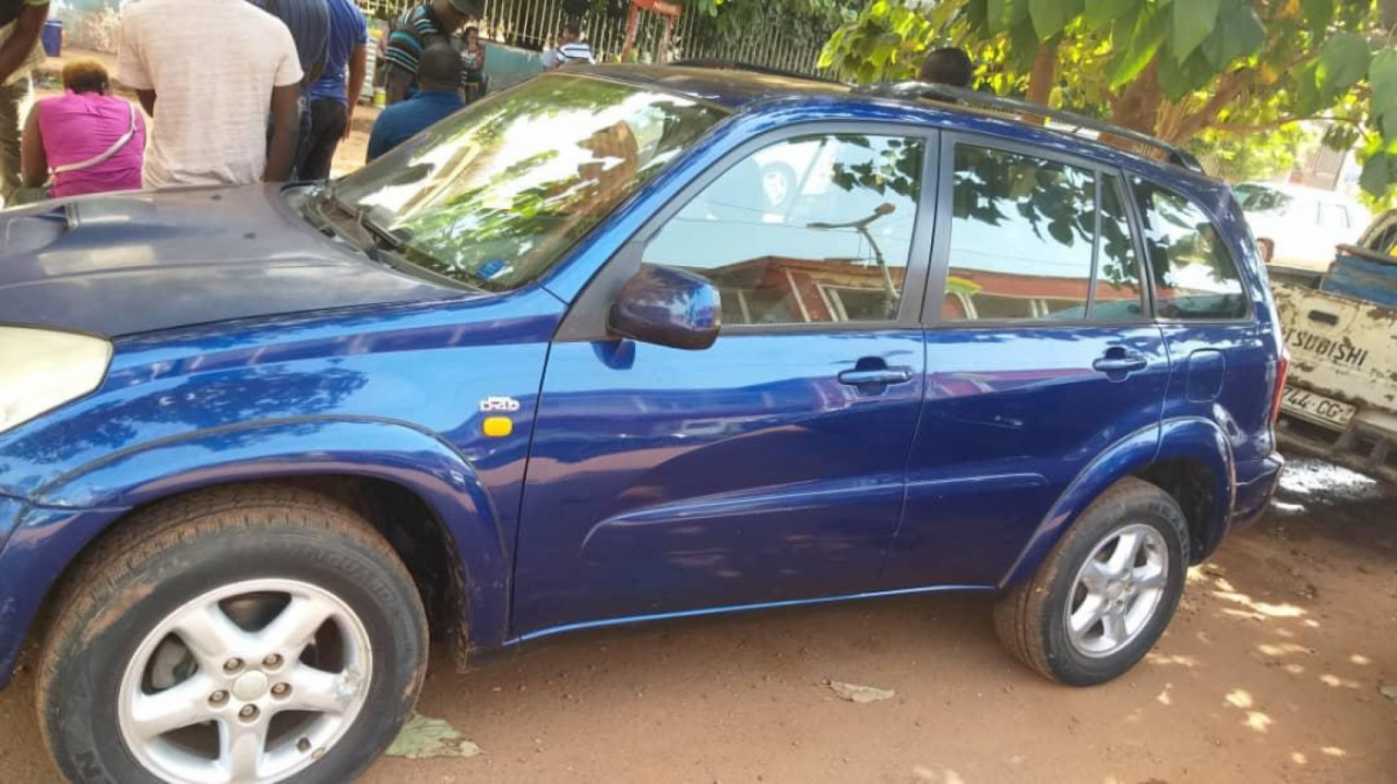 Toyota Rav 4, Carros, Bissau