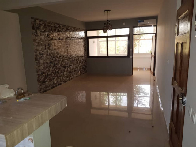 Casa a Bissau, Casas, Bissau