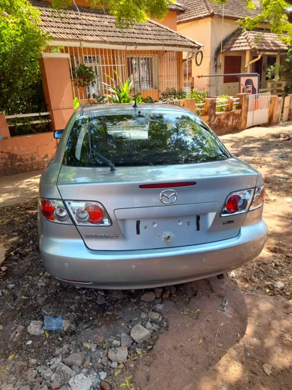 Mazda 6, Carros, Bissau