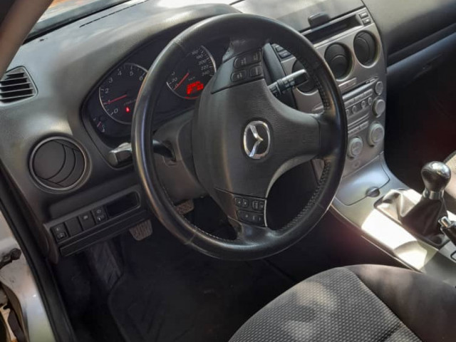 Mazda 6, Carros, Bissau