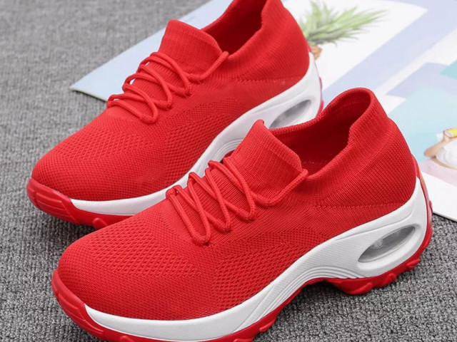 Tenis Nike, Calçado, Bissau