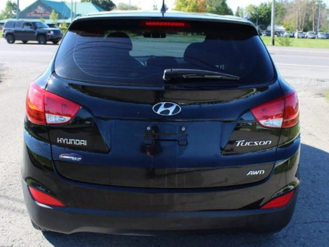 Hyundai Tucson, Carros, Bissau