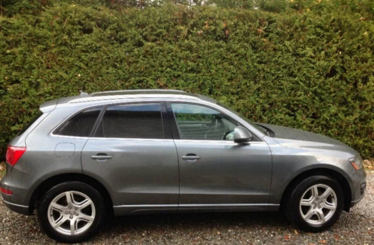 AUDI Q5, Carros, Bissau