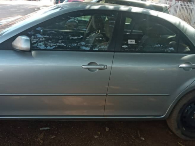 Mazda 3, Carros, Bissau