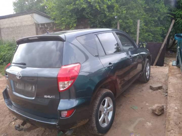 Toyota Rav 4, Carros, Bissau