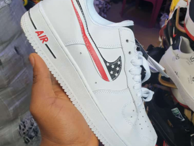 Tenis Nike, Calçado, Bissau
