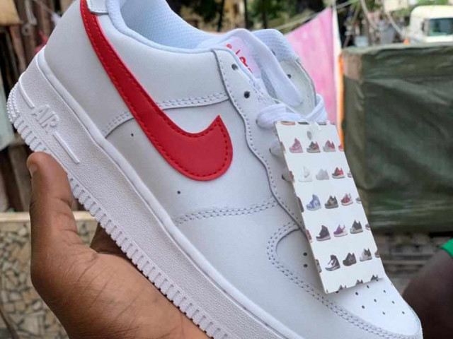 Tenis Nike, Calçado, Bissau