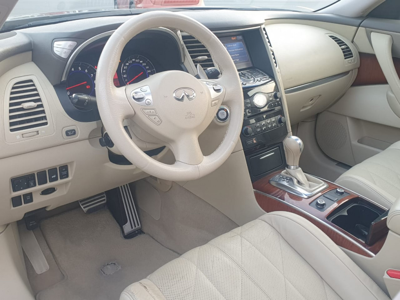 Infiniti FX 50, Carros, Bissau