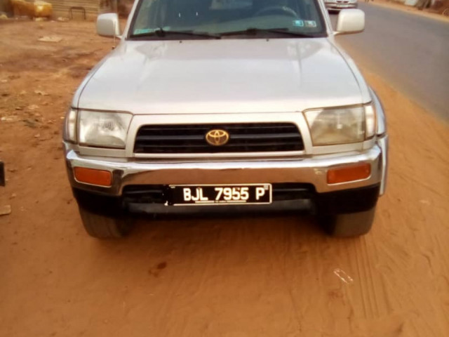 TOYOTA 4RUNNER, Carros, Bissau