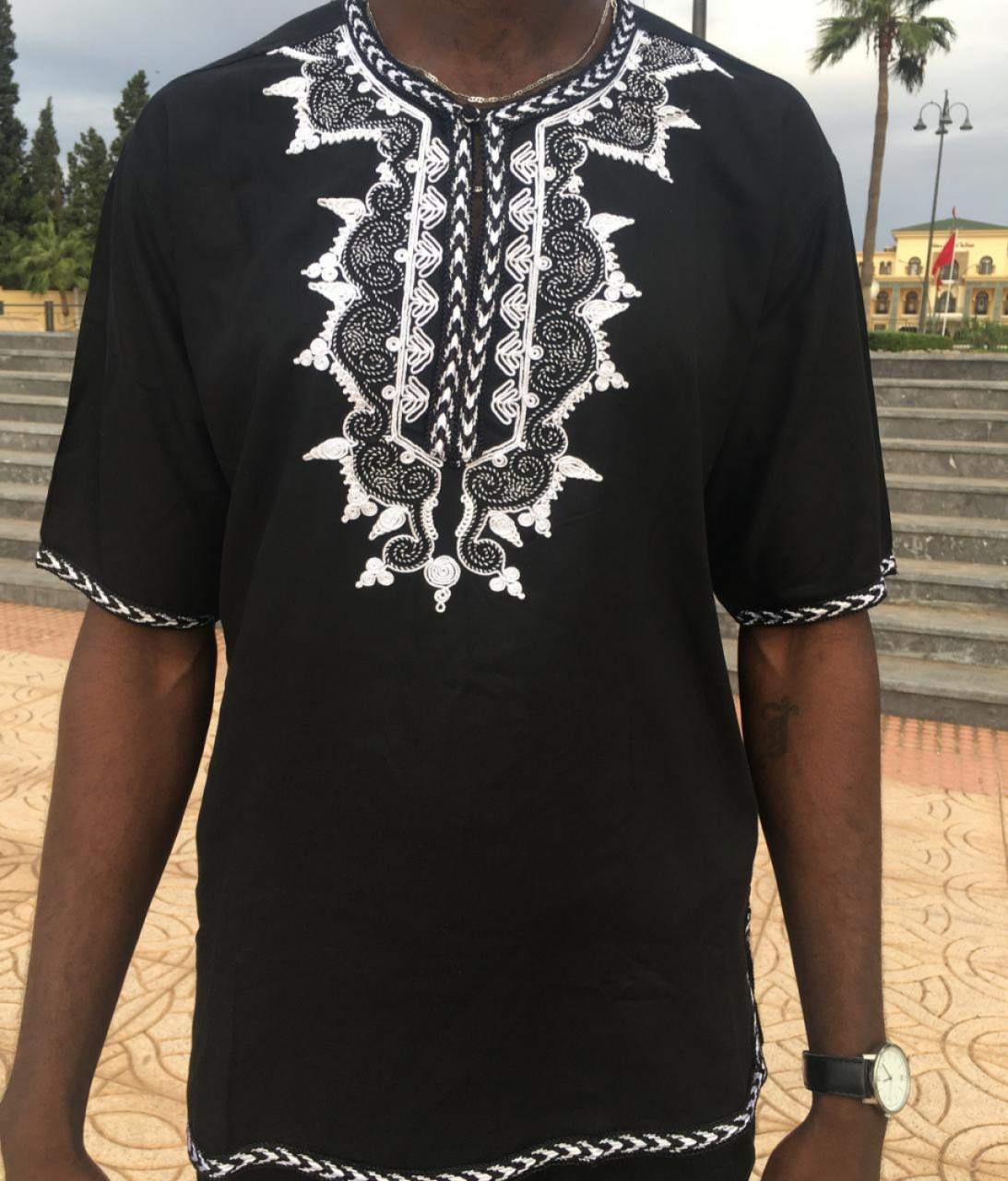 Roupas do ocidente, Roupa, Bissau
