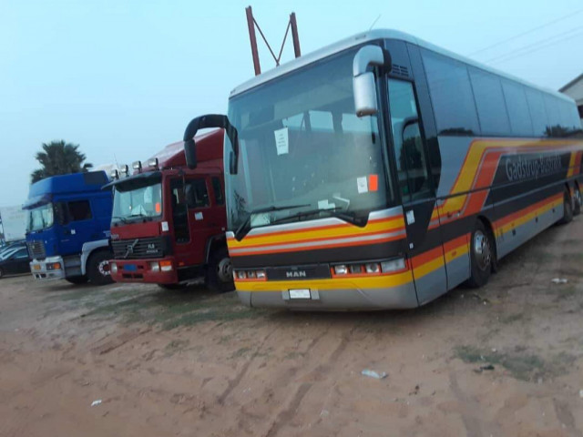 MAN Autocarro, Camiões - Autocarros, Bissau