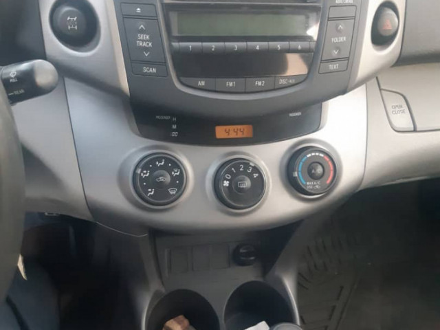 Toyota RAV4, Carros, Bissau