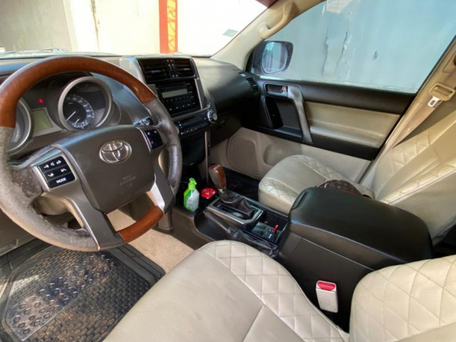 Toyota Land Cruiser, Carros, Bissau