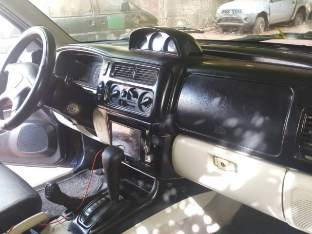 Mitsubishi Pajero, Carros, Bissau