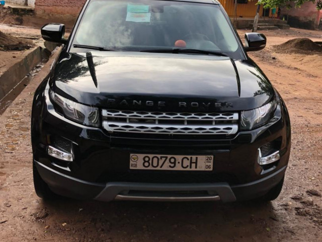 Land Rover Range Rover Evoque, Carros, Bissau