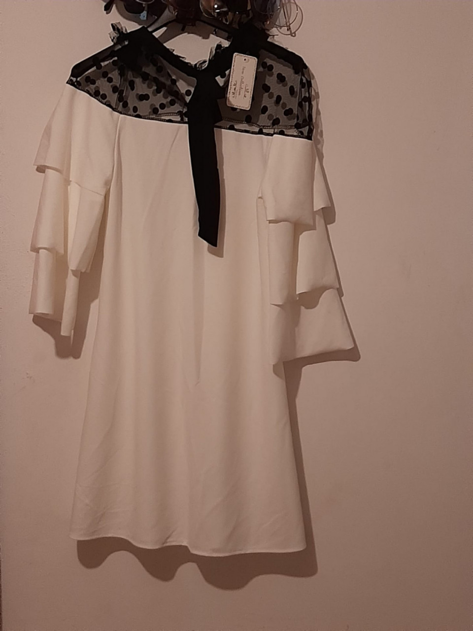 Vistidos novas para Festa, Roupa, Bissau