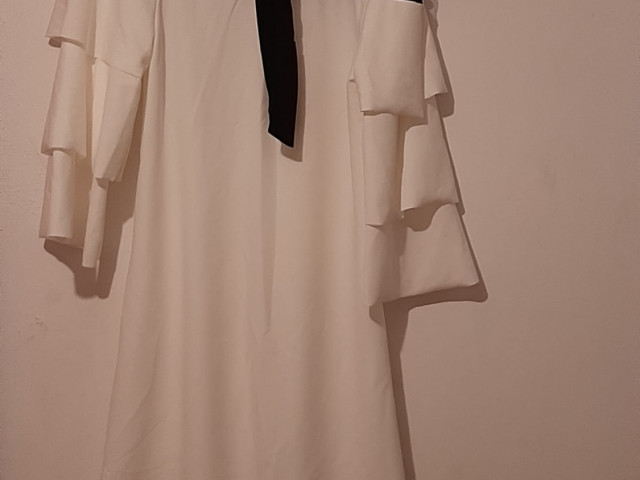 Vistidos novas para Festa, Roupa, Bissau