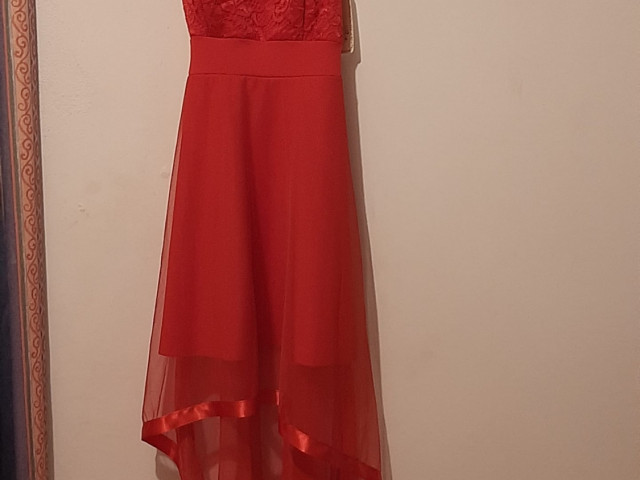 Vistidos novas para Festa, Roupa, Bissau