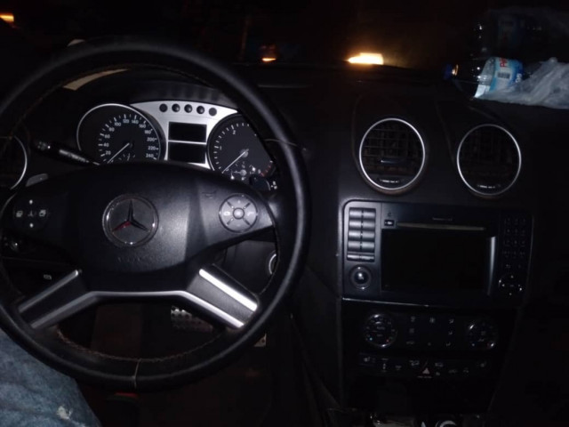 Mercedes-Benz Ml 420CDI, Carros, Bissau