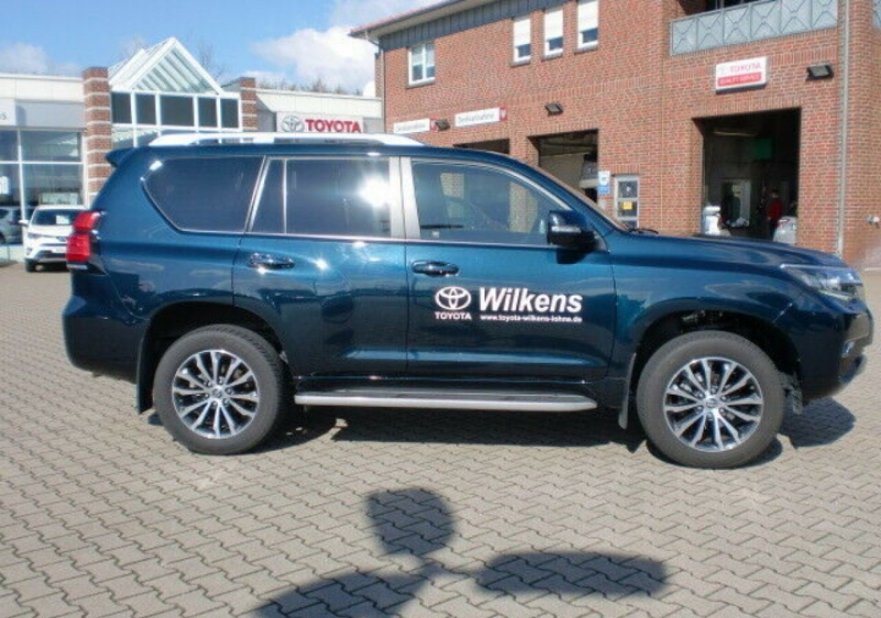 Toyota LAND CRUISER, Carros, Bissau