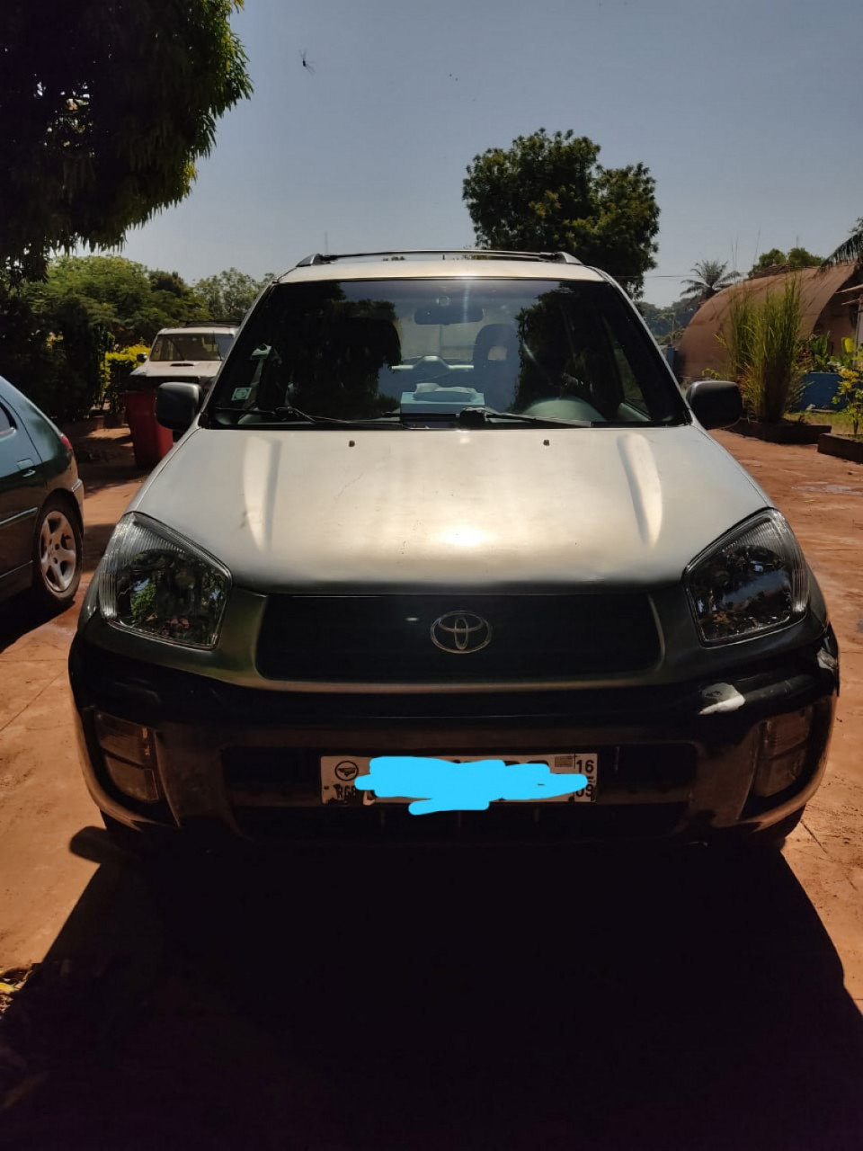 Toyota Rav 4, Carros, Bissau
