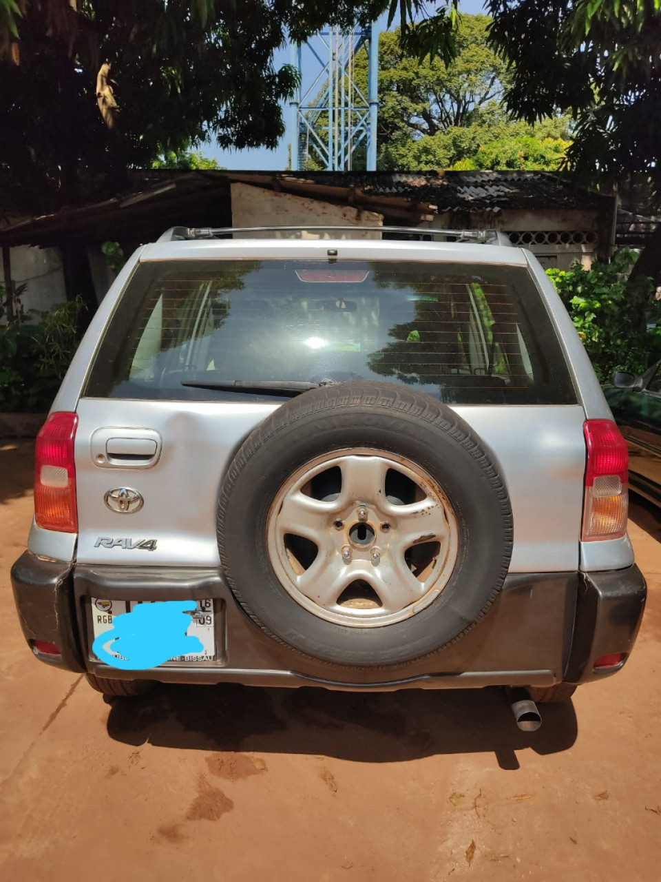 Toyota Rav 4, Carros, Bissau