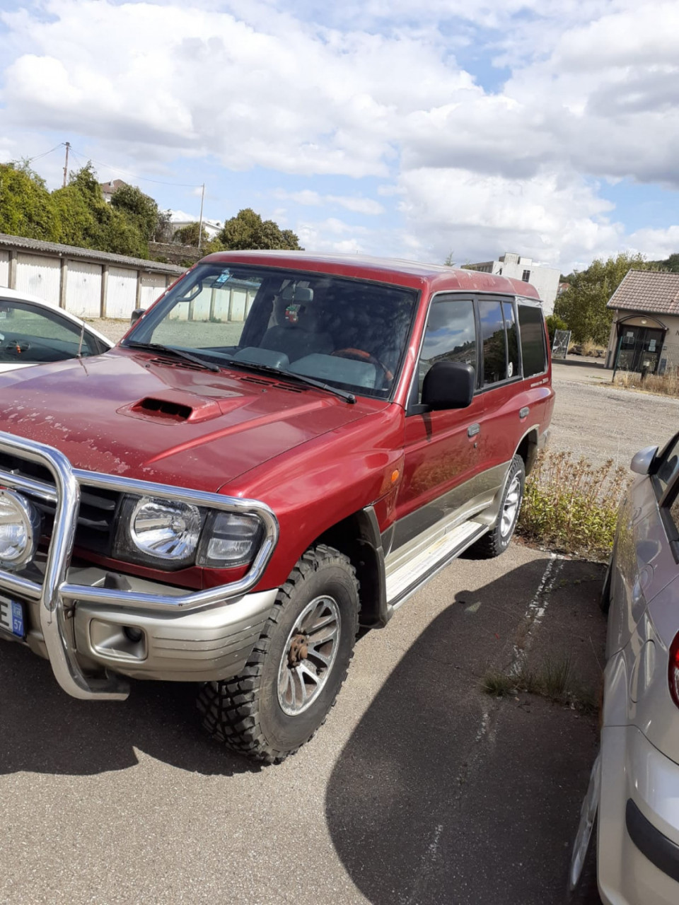 Mitsubishi Pajero, Carros, Bissau