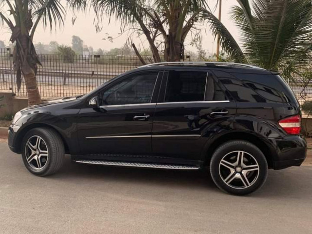 Mercedes Benz ML, Carros, Bissau
