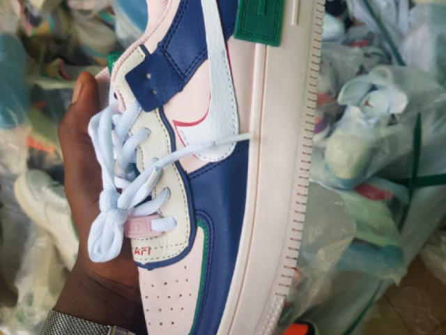 Tenis Nike, Calçado, Bissau