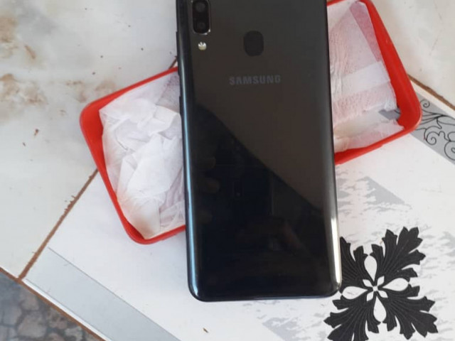 SAMSUNG A20, Telemóveis, Bissau