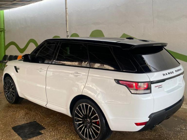 Range Rover sport, Carros, Bissau