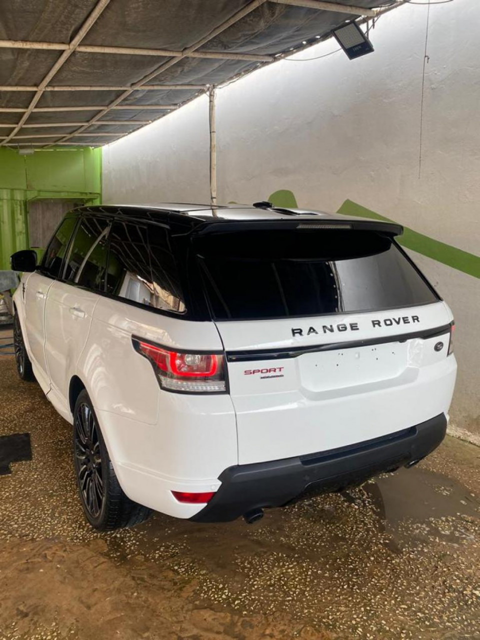 Range Rover sport, Carros, Bissau