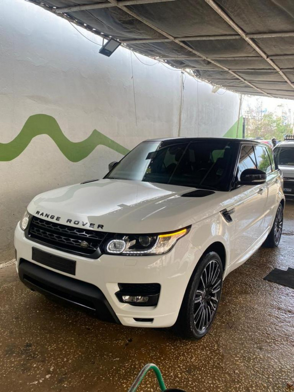 Range Rover sport, Carros, Bissau