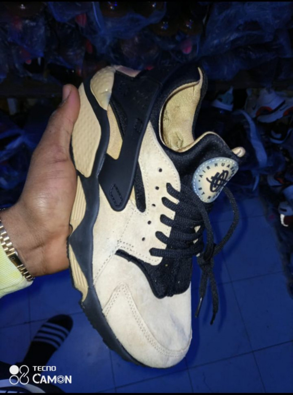 Tenis  Nike, Calçado, Bissau
